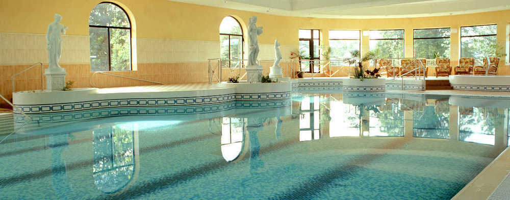 Castlecourt Hotel, Spa & Leisure Westport Esterno foto